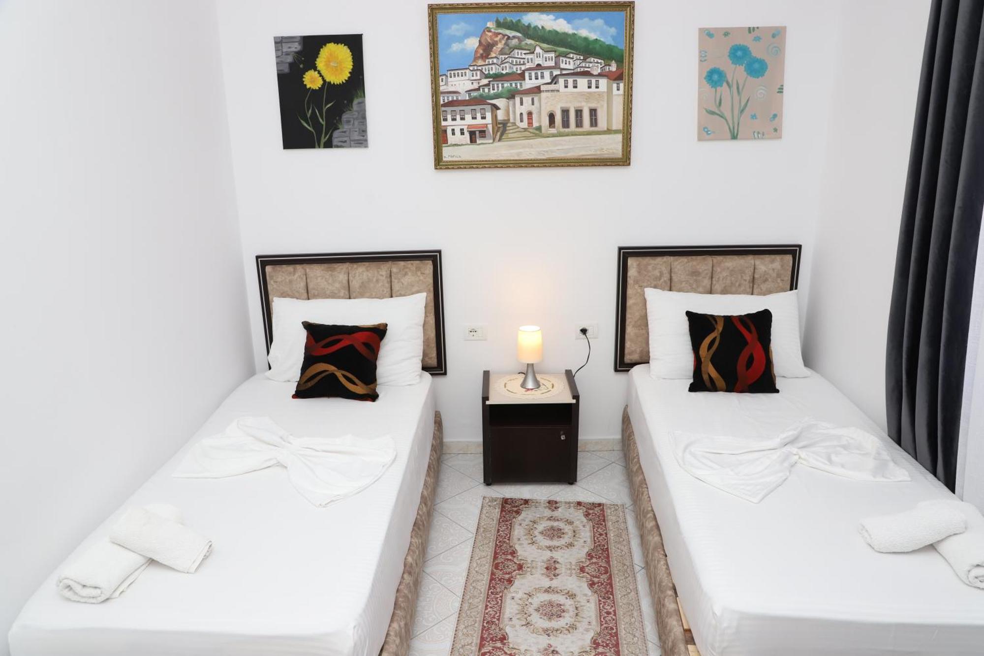 Guest House Marjo بيرات المظهر الخارجي الصورة