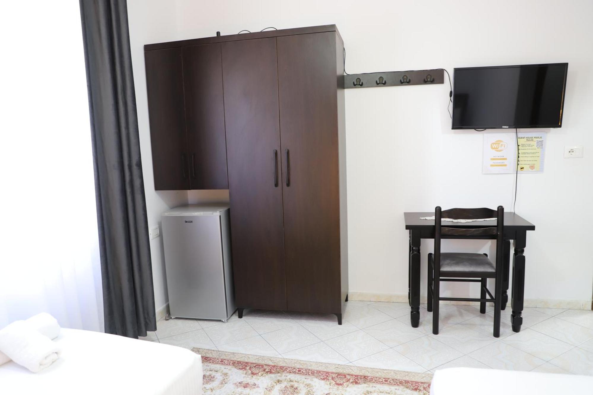 Guest House Marjo بيرات المظهر الخارجي الصورة